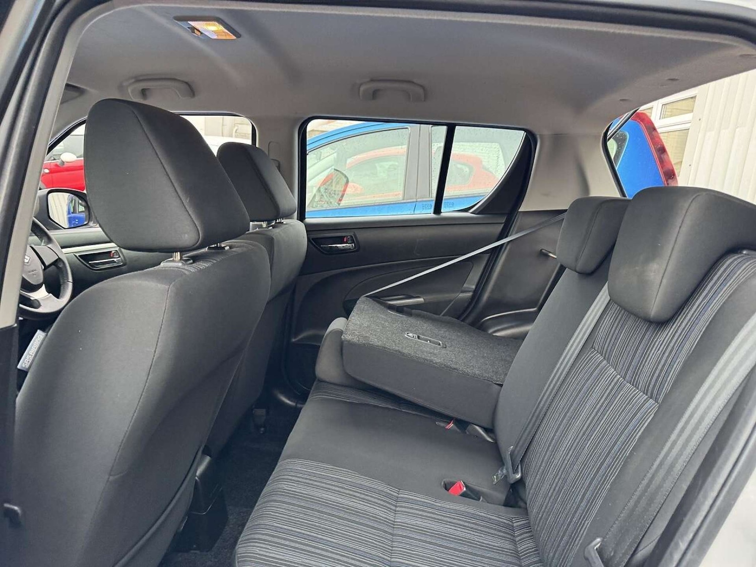 Used Suzuki Swift 2015 for sale - 77487310: Photo 62