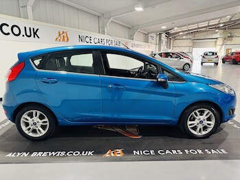 Used Ford Fiesta 2015 for sale - 77276865: Photo