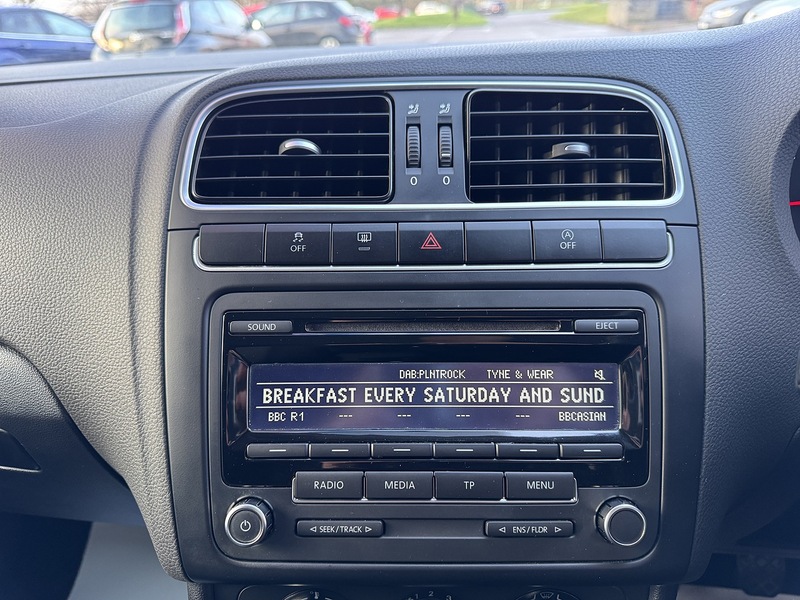 Used Volkswagen Polo 2012 for sale - 77384765: Photo 39