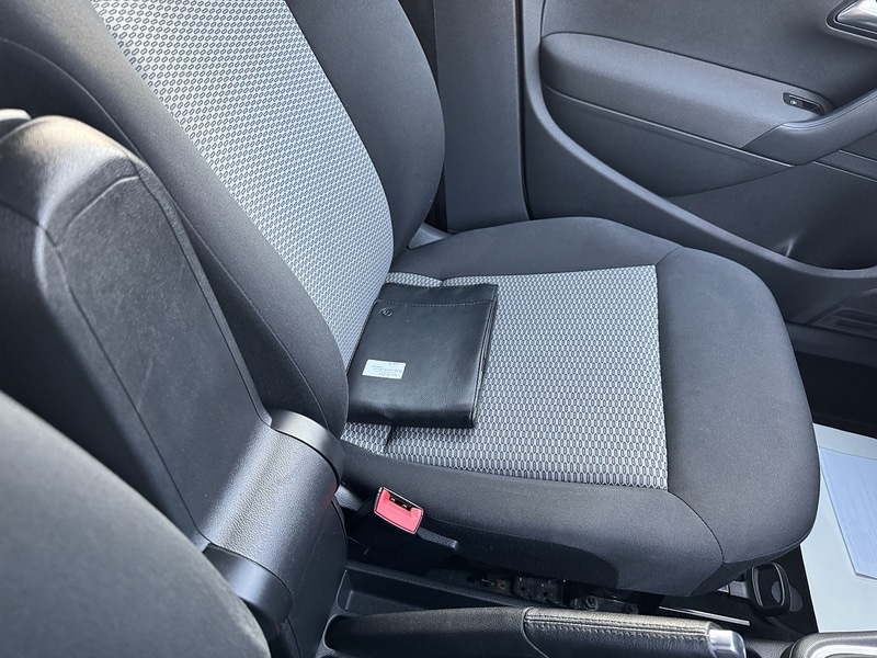 Used Volkswagen Polo 2012 for sale - 77384765: Photo 43