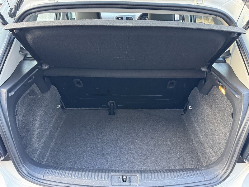 Used Volkswagen Polo 2012 for sale - 77384765: Photo 51