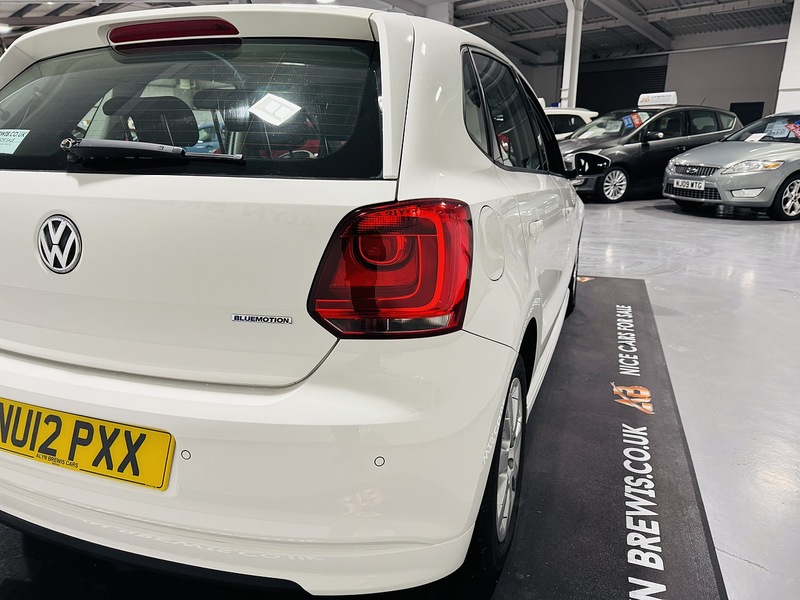 Used Volkswagen Polo 2012 for sale - 77384765: Photo 9