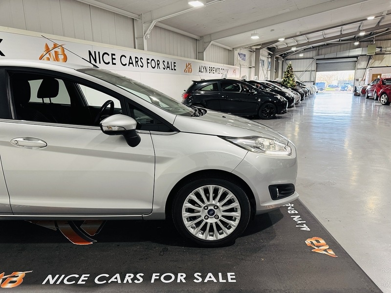 Used Ford Fiesta 2015 for sale - 76778073: Photo 19