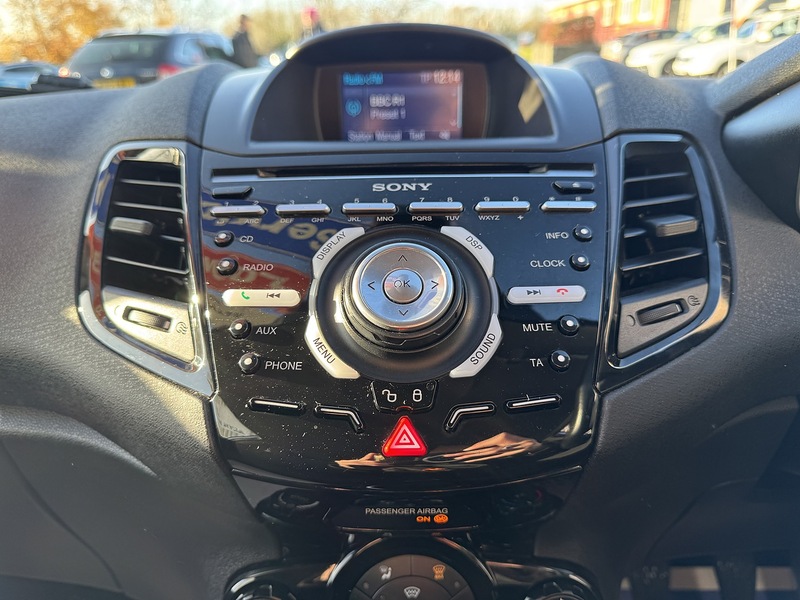 Used Ford Fiesta 2015 for sale - 76778073: Photo 43