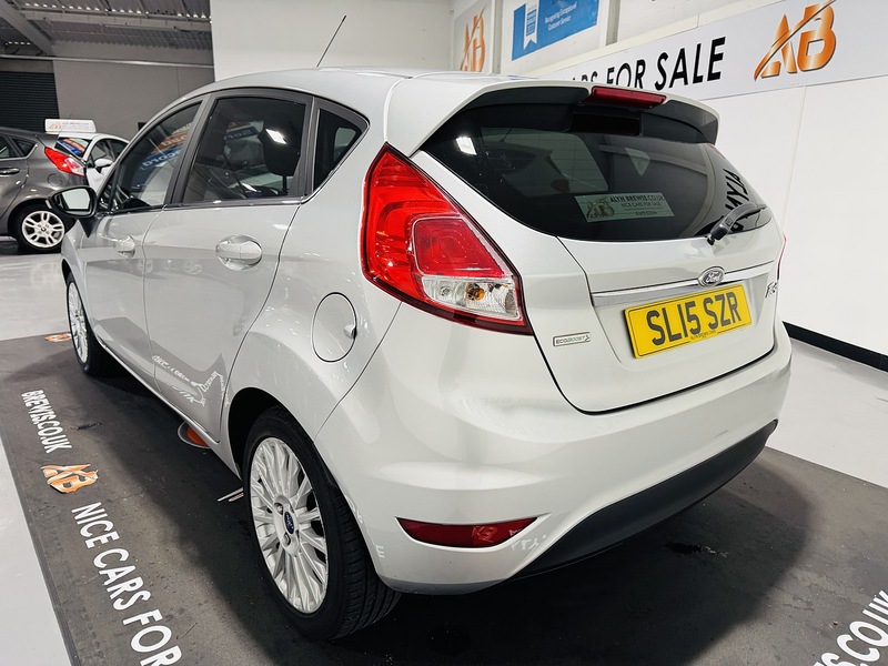 Used Ford Fiesta 2015 for sale - 76778073: Photo 5