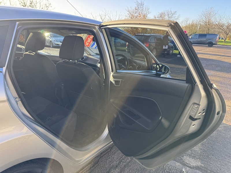 Used Ford Fiesta 2015 for sale - 76778073: Photo 53