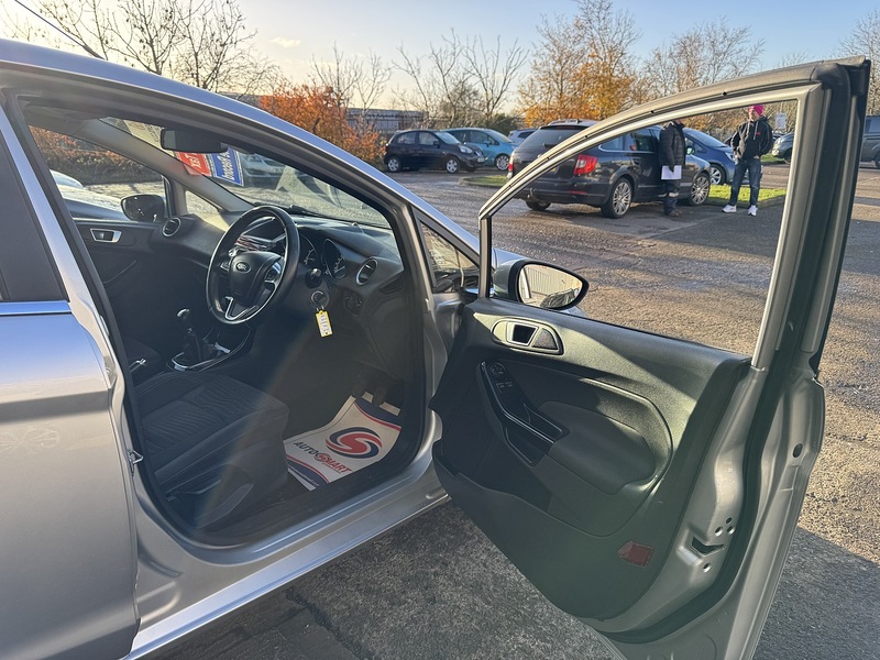 Used Ford Fiesta 2015 for sale - 76778073: Photo 54