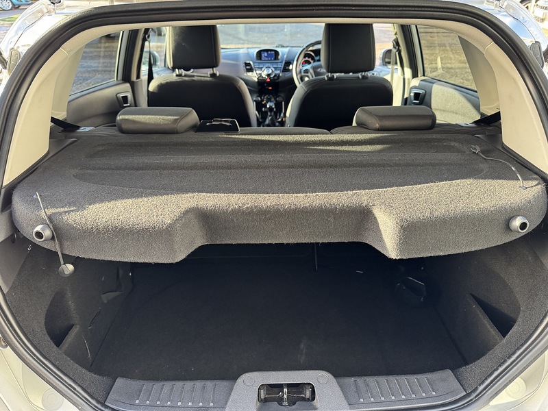 Used Ford Fiesta 2015 for sale - 76778073: Photo 57