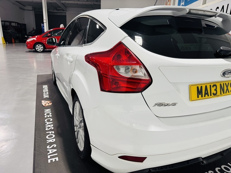 Used Ford Focus 2013 for sale - 76643034: Photo 10