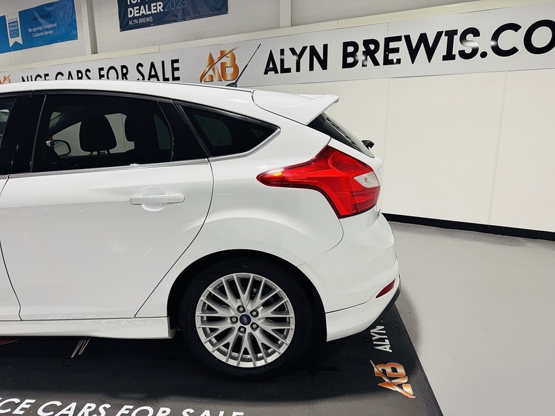 Used Ford Focus 2013 for sale - 76643034: Photo 12