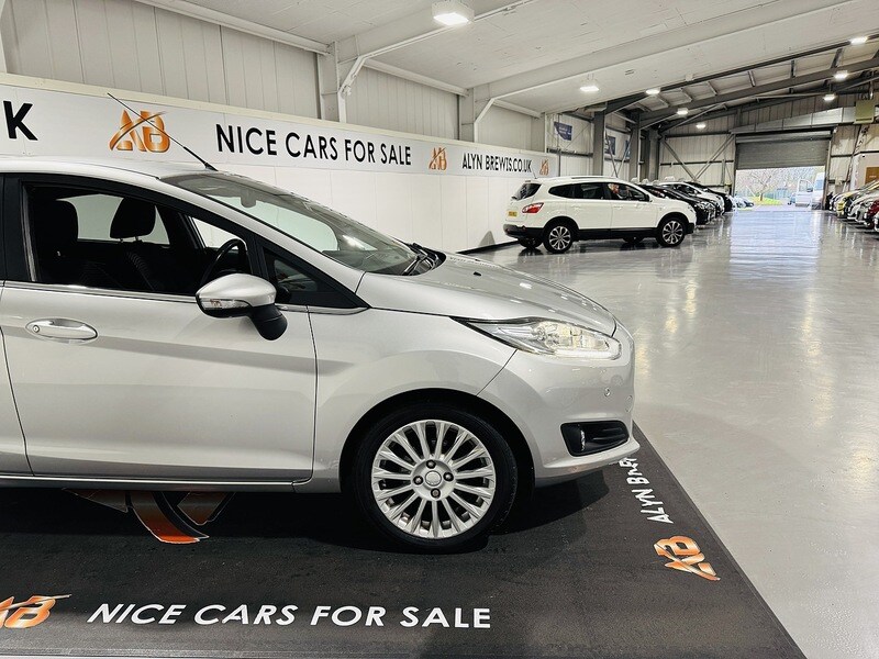 Used Ford Fiesta 2016 for sale - 76547364: Photo 19