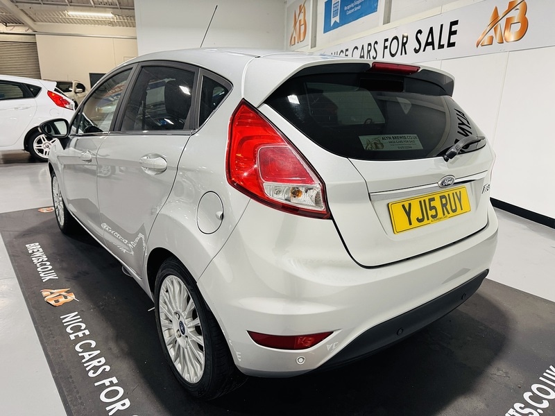 Used Ford Fiesta 2016 for sale - 76547364: Photo 5