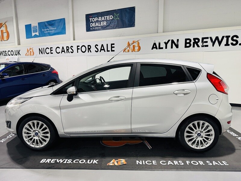 Used Ford Fiesta 2016 for sale - 76547364: Photo 6