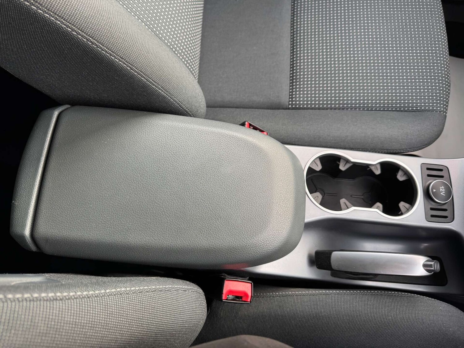 Used Ford C-Max 2014 for sale - 77682122: Photo 44