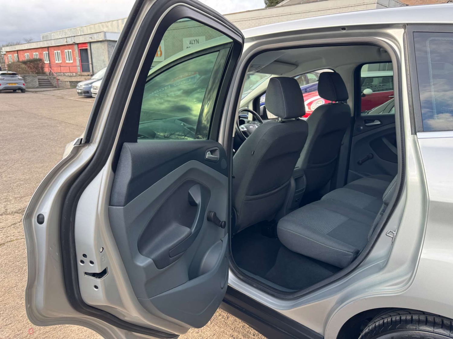 Used Ford C-Max 2014 for sale - 77682122: Photo 52