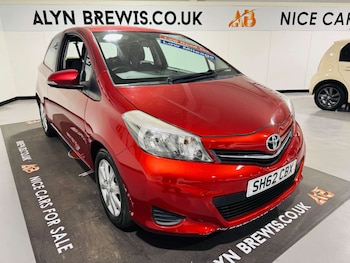Used Toyota Yaris 2012 for sale - 79282903: Photo