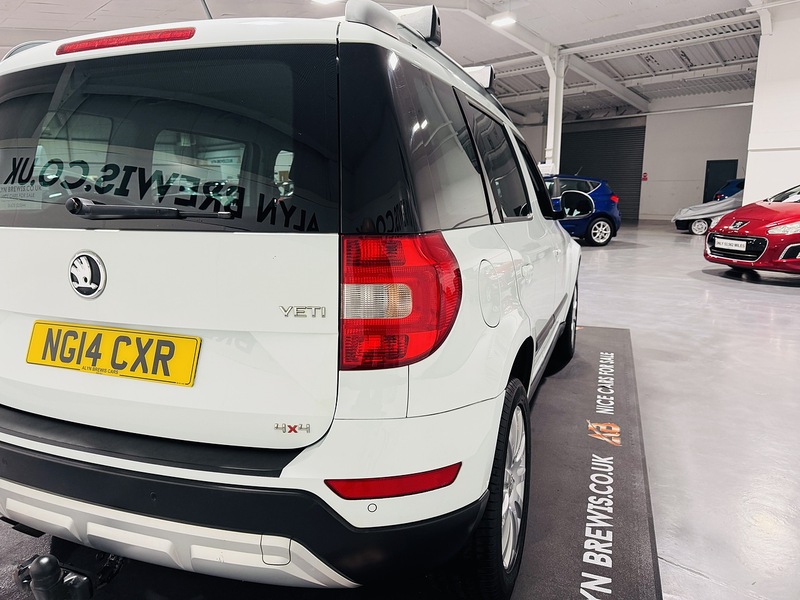 Used Skoda Yeti 2014 for sale - 77118173: Photo 9