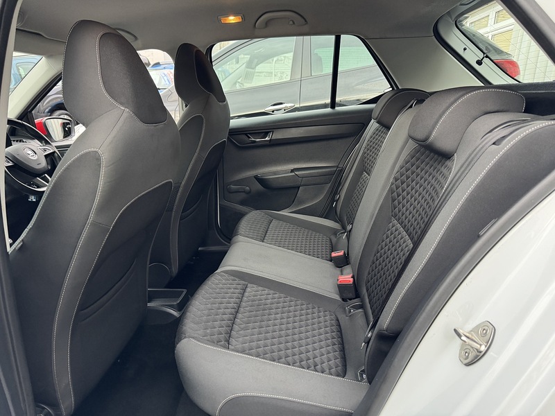 Used Skoda Fabia 2018 for sale - 76450366: Photo 30