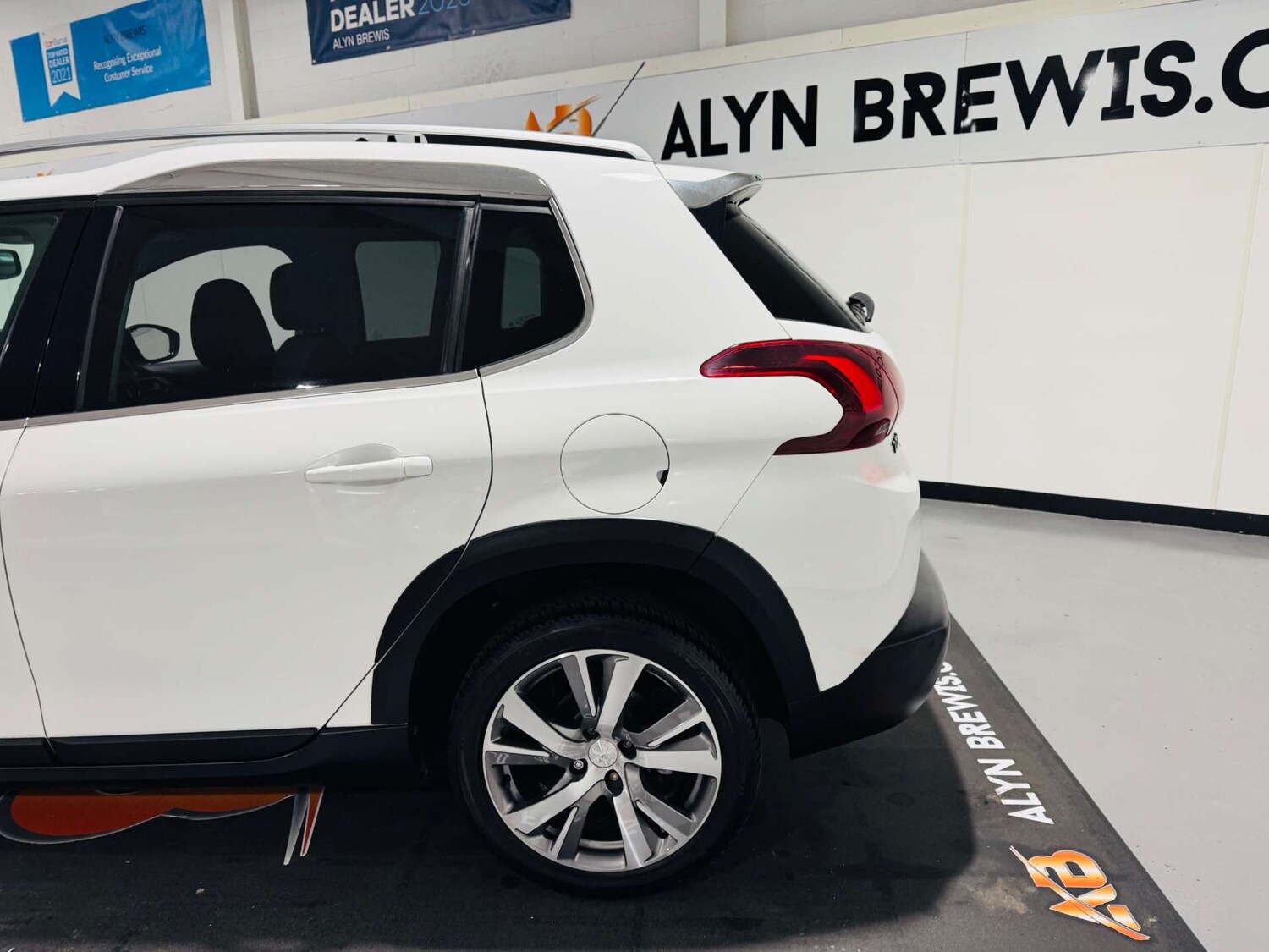 Used Peugeot 2008 2019 for sale - 77678689: Photo 12