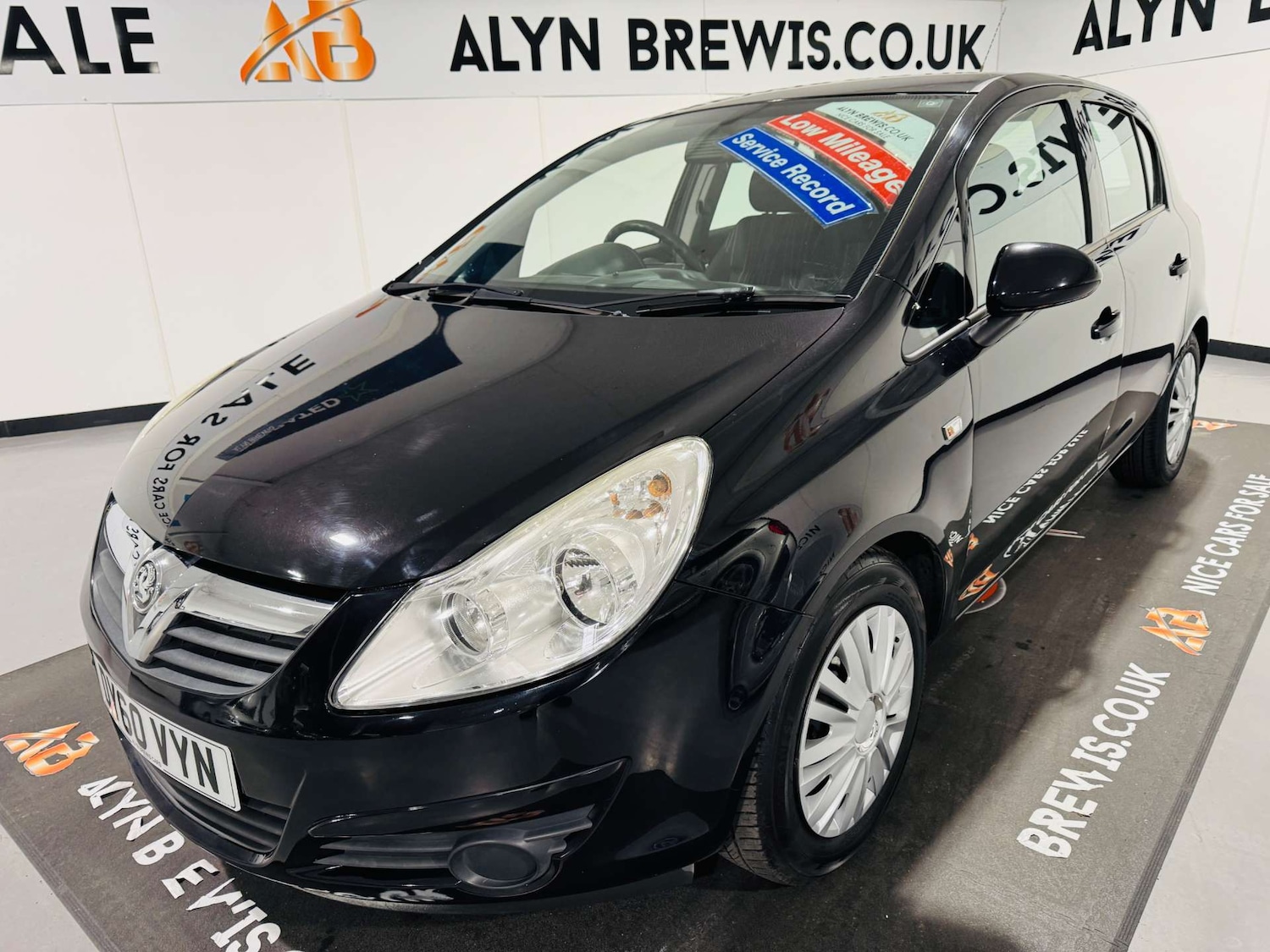Used Vauxhall Corsa 2010 for sale - 77701530: Photo 1