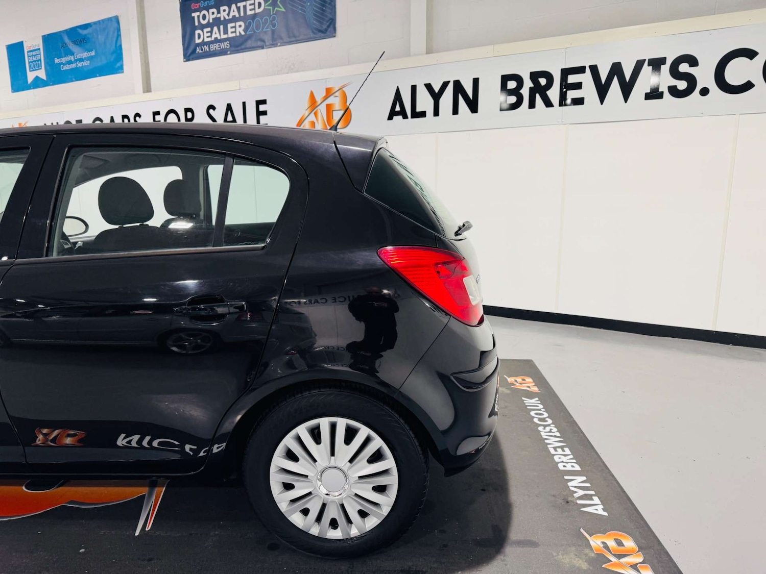 Used Vauxhall Corsa 2010 for sale - 77701530: Photo 12