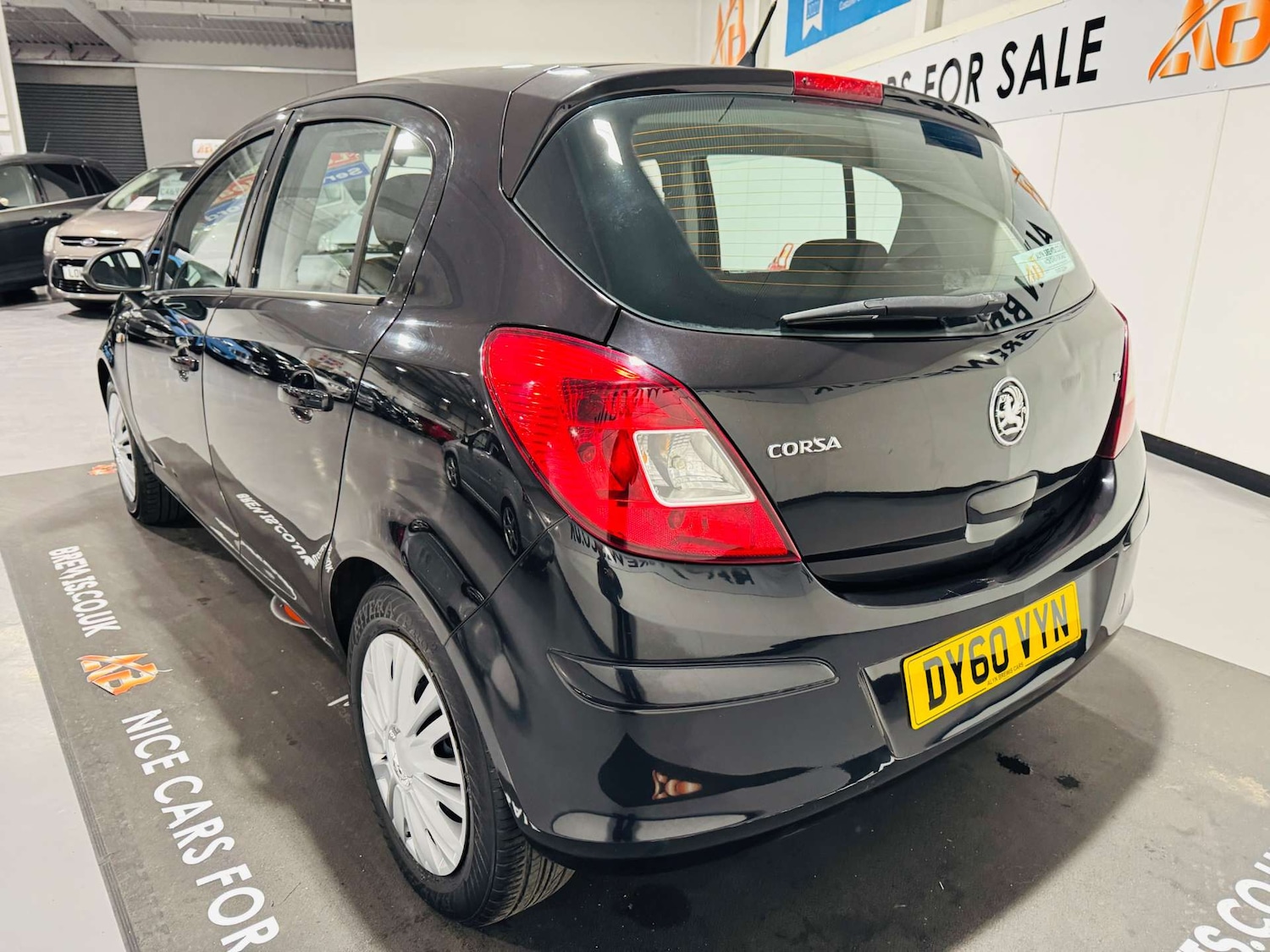 Used Vauxhall Corsa 2010 for sale - 77701530: Photo 5