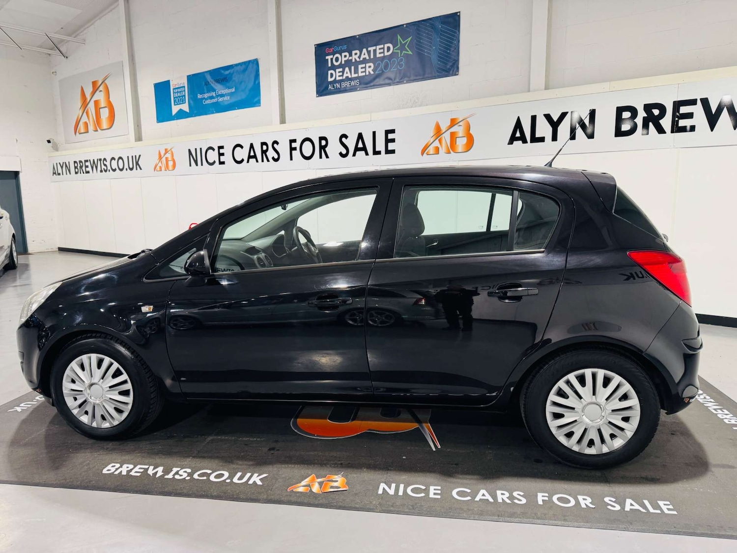 Used Vauxhall Corsa 2010 for sale - 77701530: Photo 6