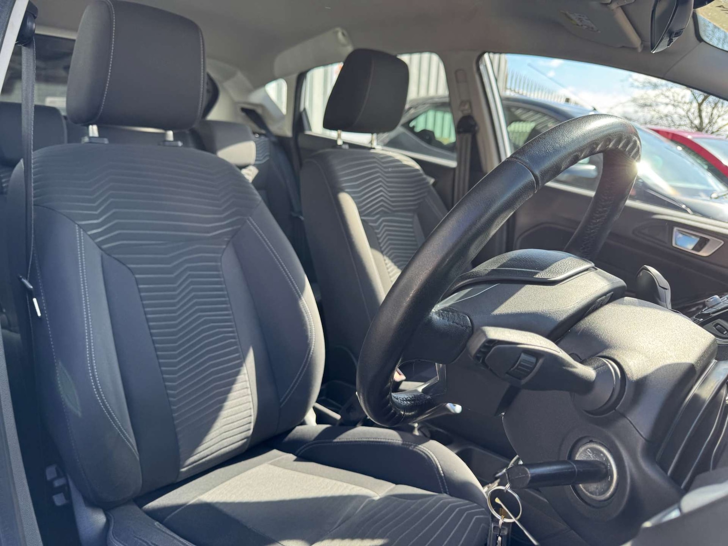 Used Ford Fiesta 2014 for sale - 78094534: Photo 32