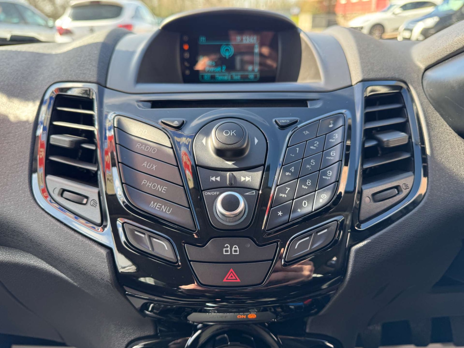 Used Ford Fiesta 2014 for sale - 78094534: Photo 42