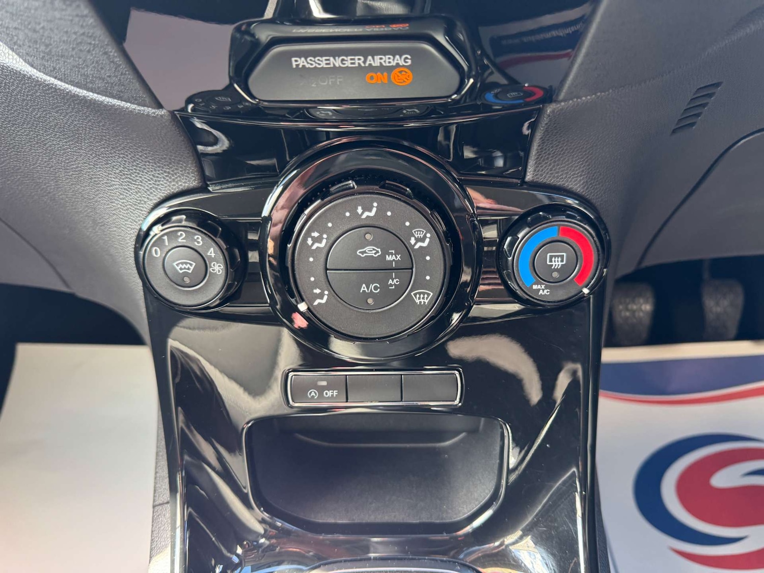 Used Ford Fiesta 2014 for sale - 78094534: Photo 43