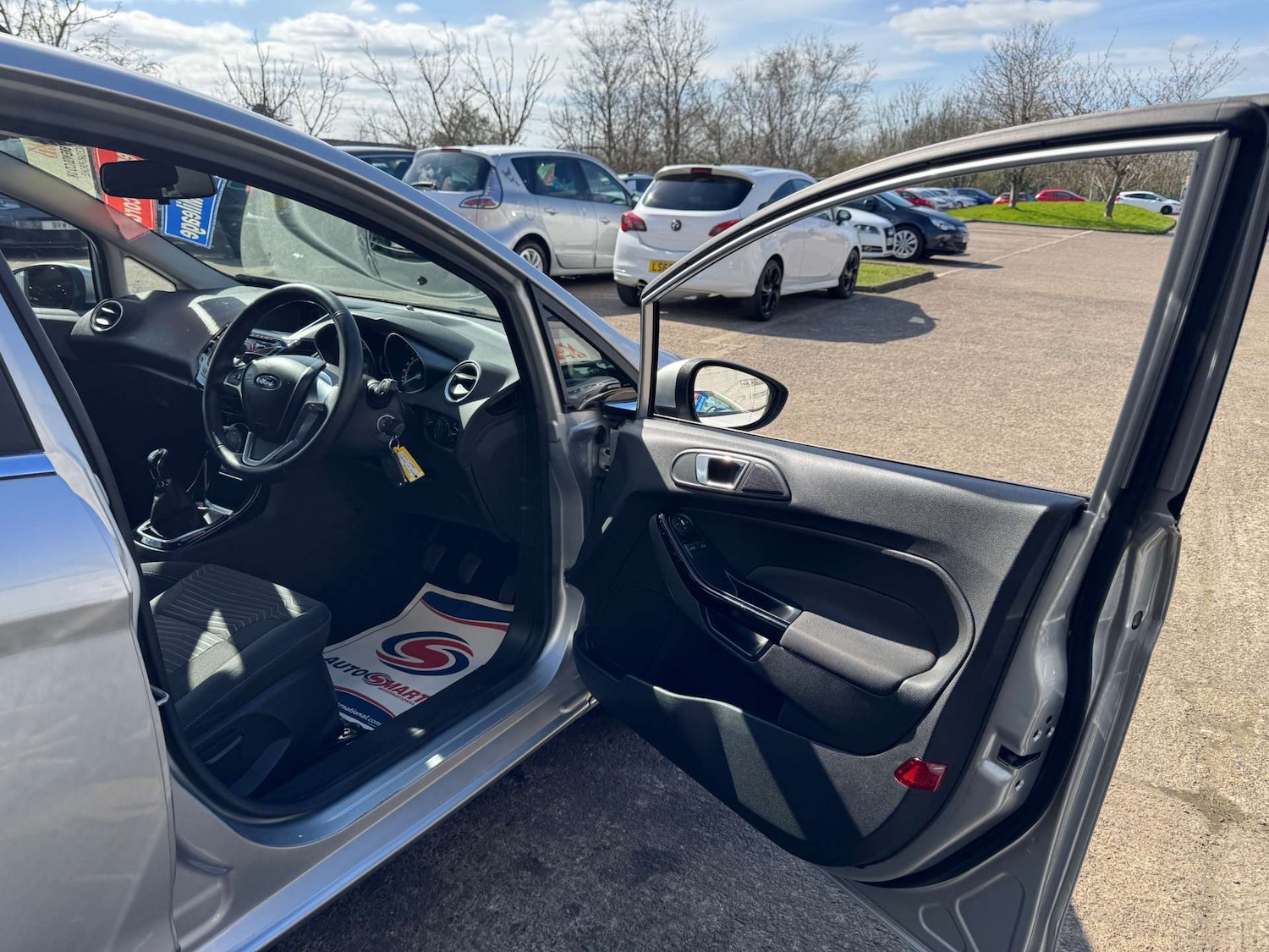 Used Ford Fiesta 2014 for sale - 78094534: Photo 51