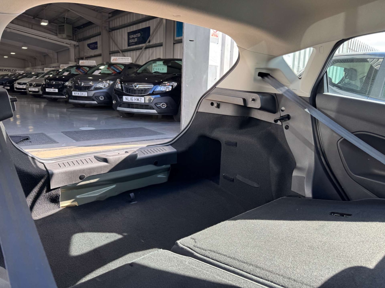 Used Ford Fiesta 2014 for sale - 78094534: Photo 57