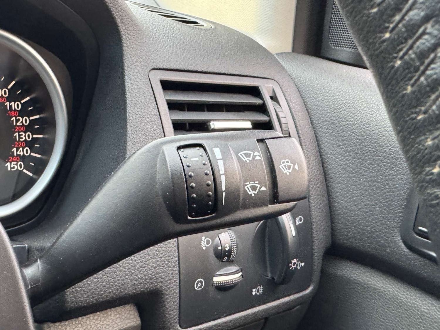 Used Ford Kuga 2012 for sale - 77621887: Photo 26