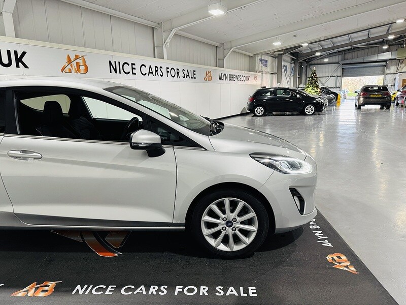 Used Ford Fiesta 2018 for sale - 76725128: Photo 19