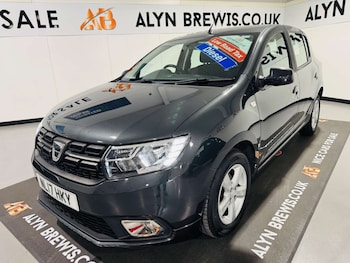 Used Dacia Sandero 2017 for sale - 79404840: Photo