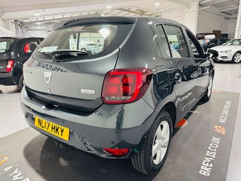 Used Dacia Sandero 2017 for sale - 79404840: Photo