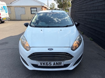 Used Ford Fiesta 2015 for sale - 79531091: Photo