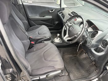 Used Honda Jazz 2010 for sale - 79719124: Photo
