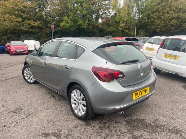 Used Vauxhall Astra 2013 for sale - 76196617: Photo 5