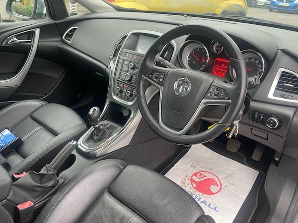 Used Vauxhall Astra 2013 for sale - 76196617: Photo 9