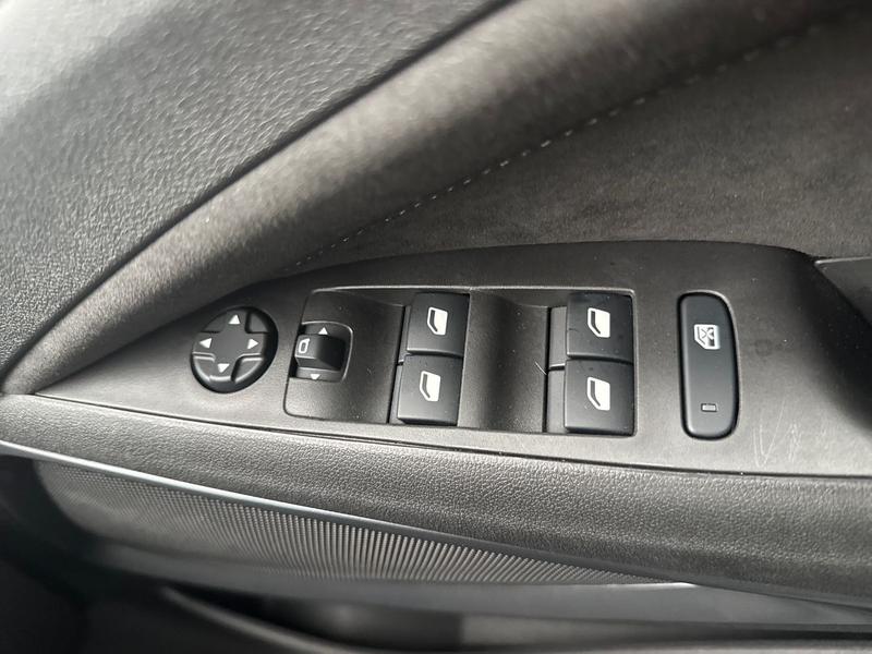 Used Vauxhall Crossland 2021 for sale - 77545815: Photo 16