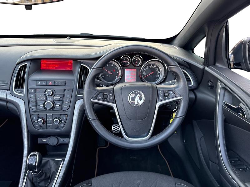 Used Vauxhall Cascada 2015 for sale - 76196657: Photo 11