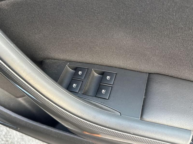 Used Vauxhall Cascada 2015 for sale - 76196657: Photo 16