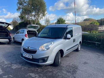 Used Vauxhall Combo 2017 for sale - 76438484: Photo