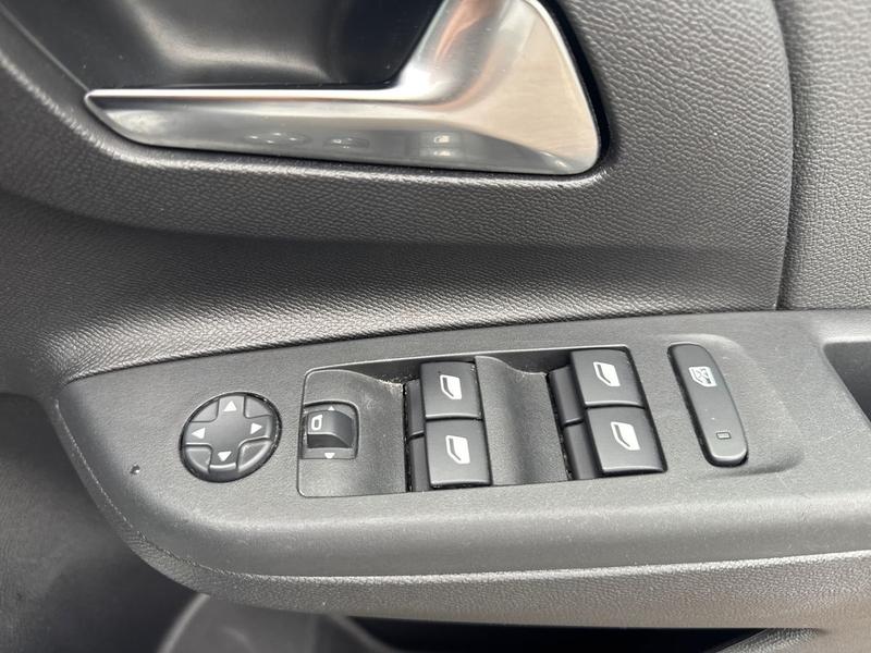 Used Vauxhall Corsa 2023 for sale - 76545361: Photo 16