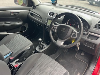 Used Suzuki Swift 2016 for sale - 75604512: Photo