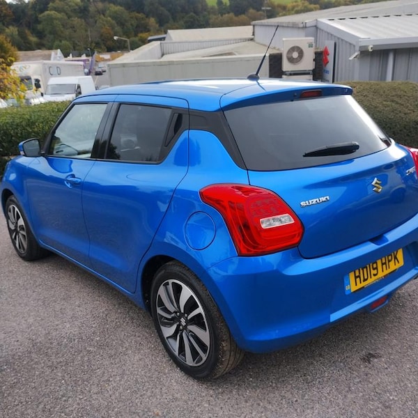Used Suzuki Swift 2019 for sale - 76244803: Photo 3