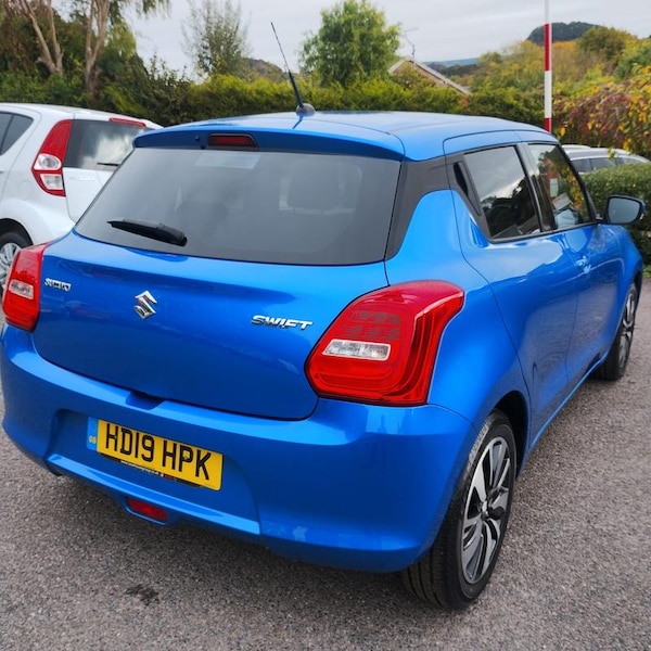 Used Suzuki Swift 2019 for sale - 76244803: Photo 4