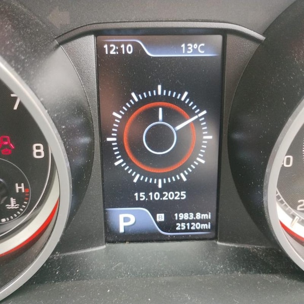 Used Suzuki Swift 2019 for sale - 76244803: Photo 8