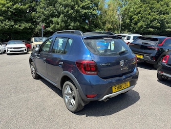 Used Dacia Sandero Stepway 2018 for sale - 79102457: Photo